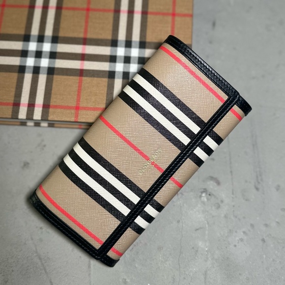 NEW BURBERRY HALTON STRIPED LOGO CONTINENTAL WALLET CLUTCH - Picture 6 of 15
